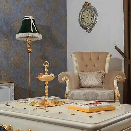King Apartment *